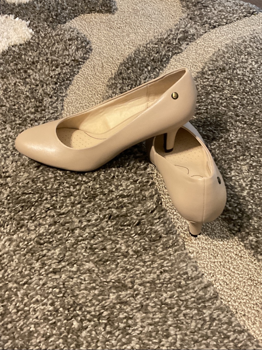 Life Stride Blush Beige Mid Heel Pump